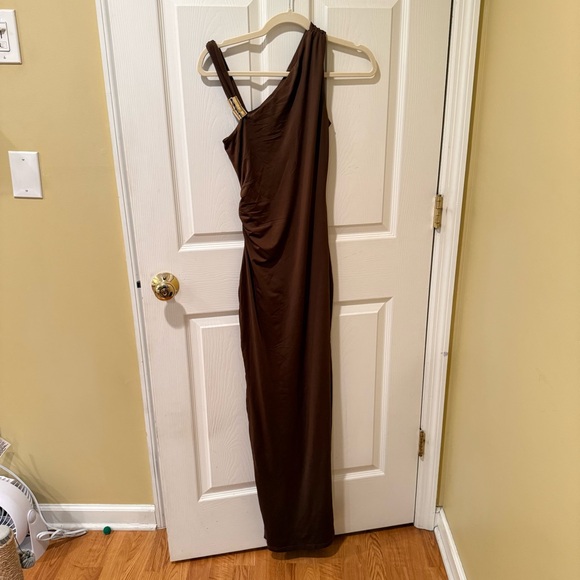 REVOLVE x SNDYS Baylee Maxi Dress in Mocha - Picture 6 of 6